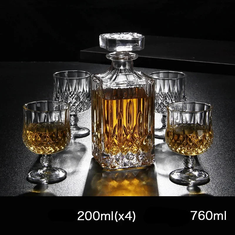 Karafa vodkához és whiskyhez - kristályüveg palack és pohár