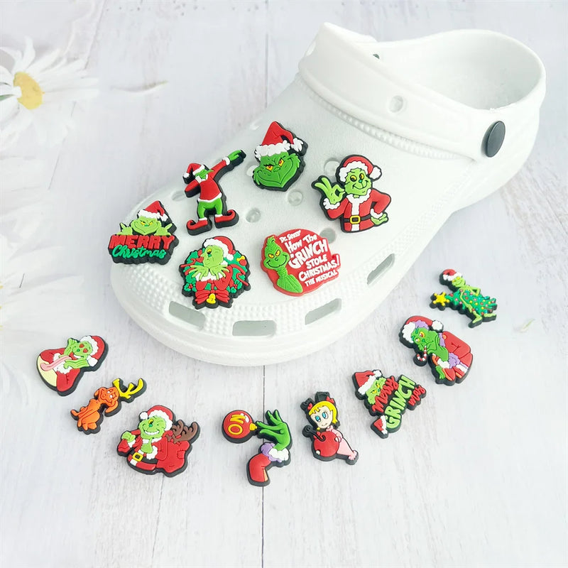 Crocs karácsonyi cipődíszek Grincs - 14 db
