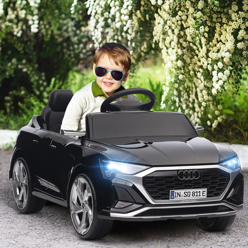 Az Audi Q8 nagyméretű elektromos gyermekautója - több változatban