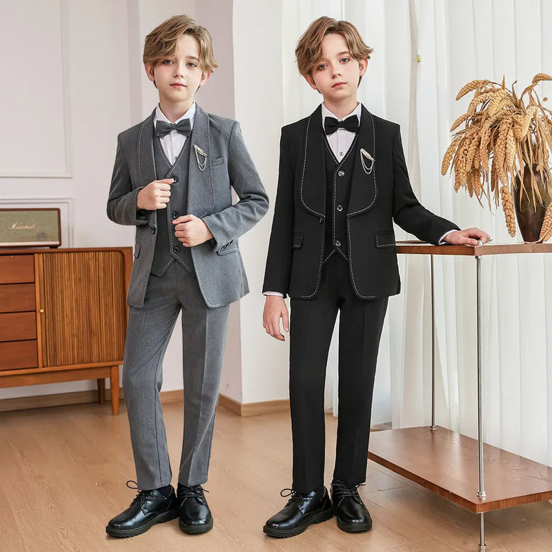 Esküvői Elegáns™ Elegáns fiú öltöny esküvőre - több változatban