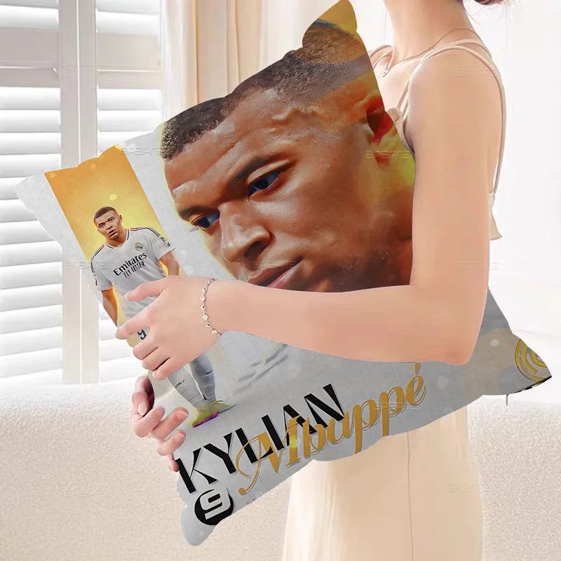 Párnahuzat Kylian Mbappé - több változatban