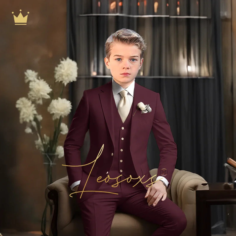 Elegáns fiú öltöny esküvőre - több változatban