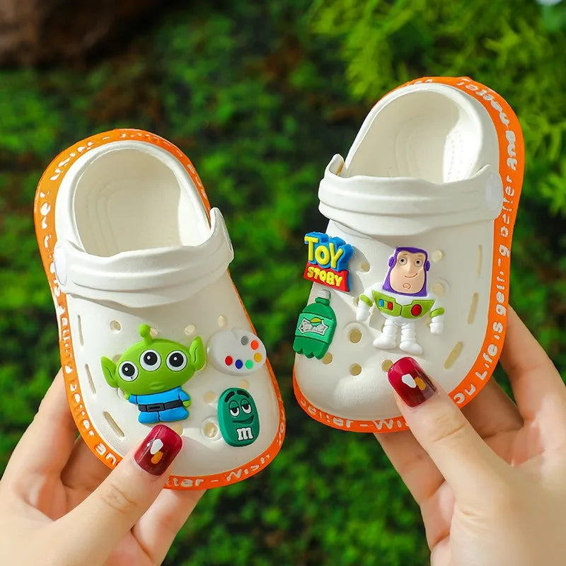 Gyerek nyári papucs Toy Story - több változatban