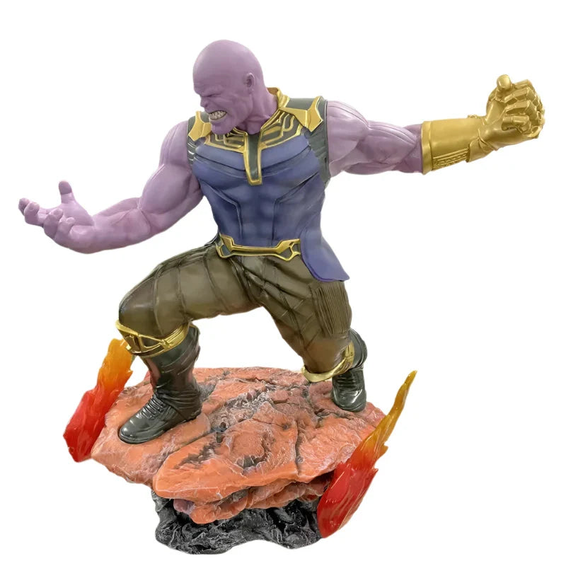 Nagy design szobor Thanos