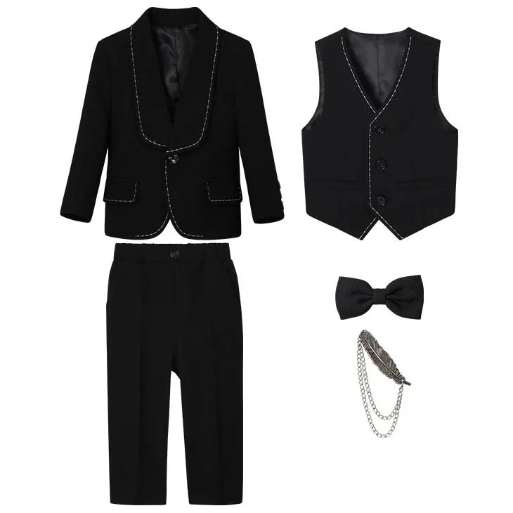 Esküvői Elegáns™ Elegáns fiú öltöny esküvőre - több változatban