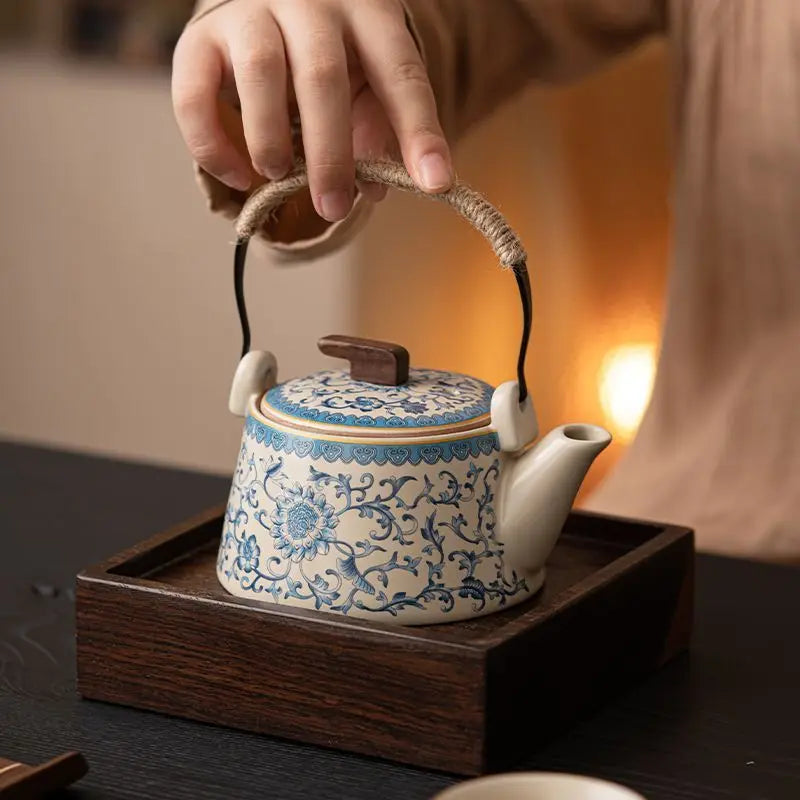 Hagyományos kínai porcelán teáskészlet