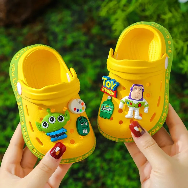 Gyerek nyári papucs Toy Story - több változatban