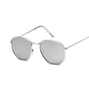 Elegáns női napszemüveg - több színben