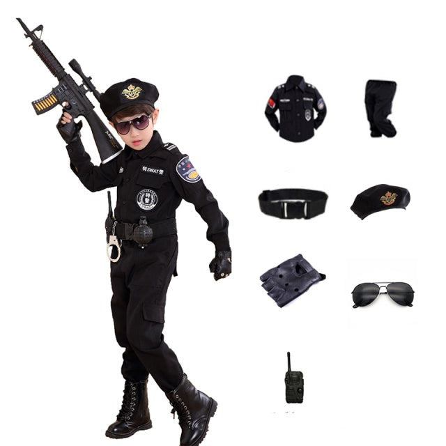 Jelmez rendőrtiszt - több változatban